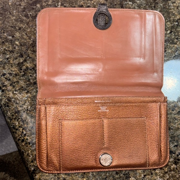 Hermes black leathered large continental wallet  w iridescent copper interior - Picture 2 of 9